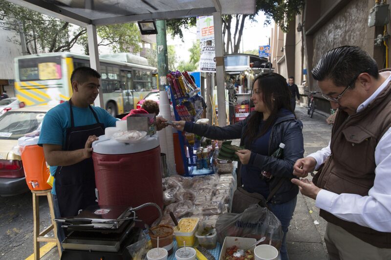 En 2022, la ENIGH estimó que en México había 37,6 millones de hogares, lo que representa un incremento de 5,1% respecto a 2020. En 2022, la ENIGH estimó que en México había 37,6 millones de hogares, lo que representa un incremento de 5,1% respecto a 2020.