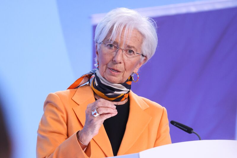 El enigma es que a Lagarde le quedan más de dos años en el BCE y ha dicho previamente que cumplirá su mandato en su totalidad.
 El enigma es que a Lagarde le quedan más de dos años en el BCE y ha dicho previamente que cumplirá su mandato en su totalidad.