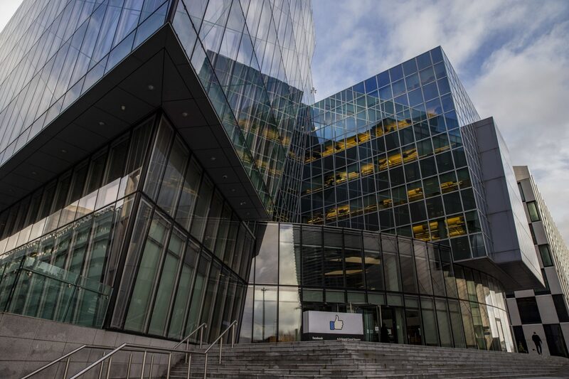 Edificio sede de Facebook en Dublín Edificio sede de Facebook en Dublín