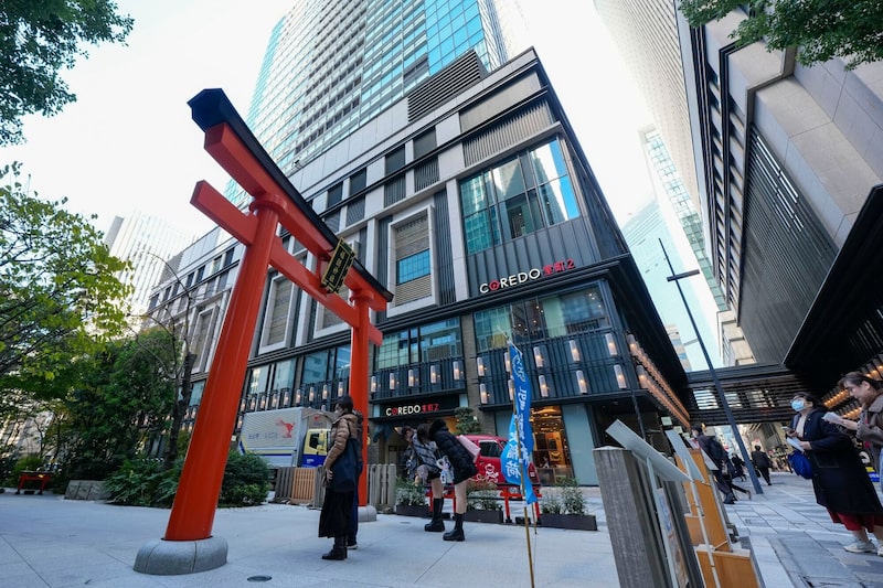 Santuario Fukutoku en el distrito Nihonbashi de Tokio, Japón, el viernes 12 de diciembre de 2025. Fotógrafo: Toru Hanai/Bloomberg Santuario Fukutoku en el distrito Nihonbashi de Tokio, Japón, el viernes 12 de diciembre de 2025. Fotógrafo: Toru Hanai/Bloomberg
