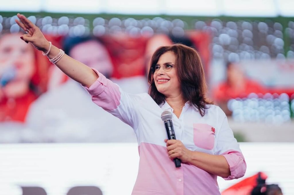 Rixi Moncada Rixi Moncada