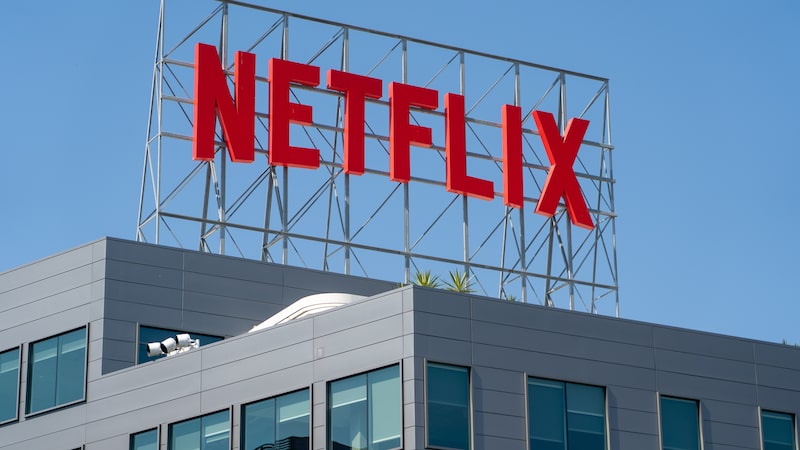 Publicidade deve representar 10% da receita da Netflix em 2030, afirma líder global Publicidade deve representar 10% da receita da Netflix em 2030, afirma líder global