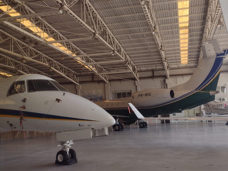 Hangar de Líder Aviação en el aeropuerto de Congonhas, São Paulo Hangar de Líder Aviação en el aeropuerto de Congonhas, São Paulo