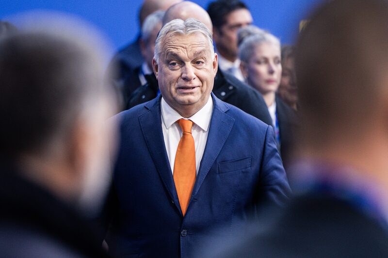 El encuentro entre los dos líderes populistas podría suscitar preocupación en algunas capitales extranjeras sobre el enfoque de Trump respecto a la guerra en Ucrania. El encuentro entre los dos líderes populistas podría suscitar preocupación en algunas capitales extranjeras sobre el enfoque de Trump respecto a la guerra en Ucrania.