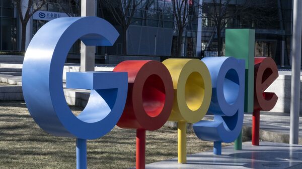 Las acciones de Nvidia caen tras conocerse la competencia de Google en los chips de IA Las acciones de Nvidia caen tras conocerse la competencia de Google en los chips de IA