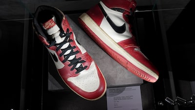 Ícone de gerações, linha Jordan despenca em vendas e escancara crise da Nike Ícone de gerações, linha Jordan despenca em vendas e escancara crise da Nike