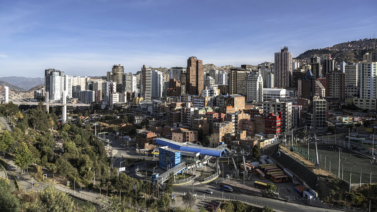 Nuevo ciclo externo en Bolivia: crecen las exportaciones mineras y caen los hidrocarburos