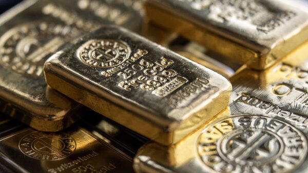 Récord en el precio del oro: las razones que han llevado al metal a superar sus máximos Récord en el precio del oro: las razones que han llevado al metal a superar sus máximos