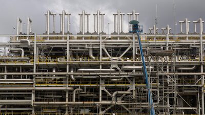 Traders questionam força de Carlos Slim após Braskem Idesa contratar revisão da Lazard Traders questionam força de Carlos Slim após Braskem Idesa contratar revisão da Lazard