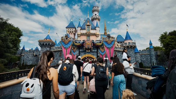Disney supera previsiones de Wall Street por crecimiento del streaming y parques en EE.UU. Disney supera previsiones de Wall Street por crecimiento del streaming y parques en EE.UU.