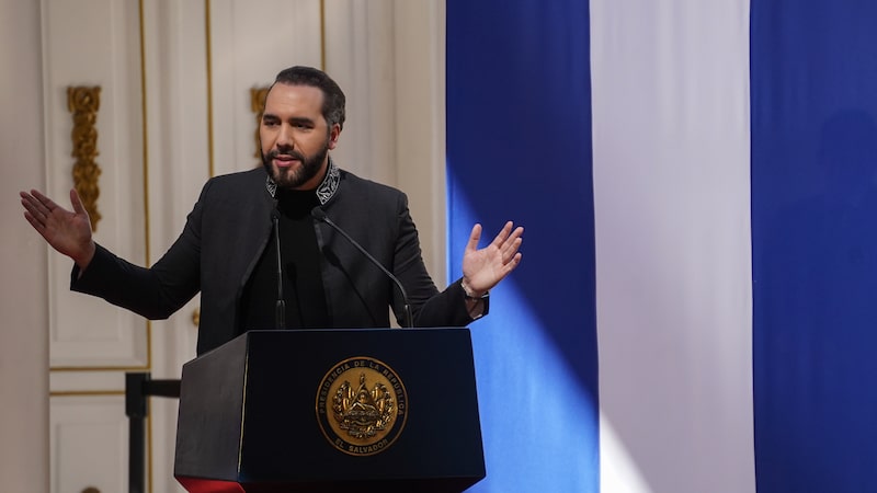 El Salvador cambia su apuesta cripto: Bukele recurre a stablecoins tras limitado uso del bitcoin en pagos El Salvador cambia su apuesta cripto: Bukele recurre a stablecoins tras limitado uso del bitcoin en pagos