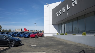 Tesla decide el destino de Elon Musk: los accionistas votan sobre su compensación récord Tesla decide el destino de Elon Musk: los accionistas votan sobre su compensación récord