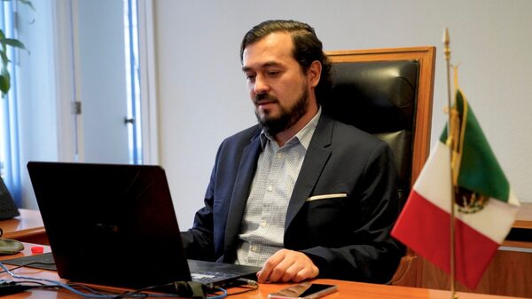 Salarios medios en México deben comenzar a subir ante alza de salario mínimo: Conasami Salarios medios en México deben comenzar a subir ante alza de salario mínimo: Conasami