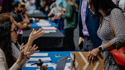 La apuesta de operadores de bonos es validada por débil crecimiento de empleo en EE.UU. La apuesta de operadores de bonos es validada por débil crecimiento de empleo en EE.UU.