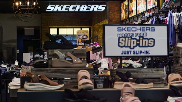 JPMorgan liderará deuda de US$5.000 millones para la compra de Skechers JPMorgan liderará deuda de US$5.000 millones para la compra de Skechers