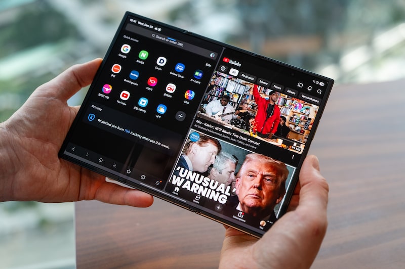 Samsung Galaxy Z TriFold Smartphone Samsung Galaxy Z TriFold Smartphone