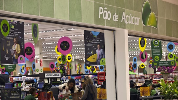 GPA contrata Munhoz Advogados para reestruturar dívida, dizem fontes GPA contrata Munhoz Advogados para reestruturar dívida, dizem fontes