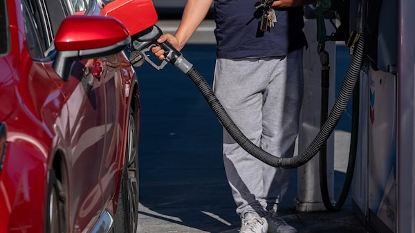 Chevron supera las expectativas con su mayor ganancia trimestral desde 2022 Chevron supera las expectativas con su mayor ganancia trimestral desde 2022