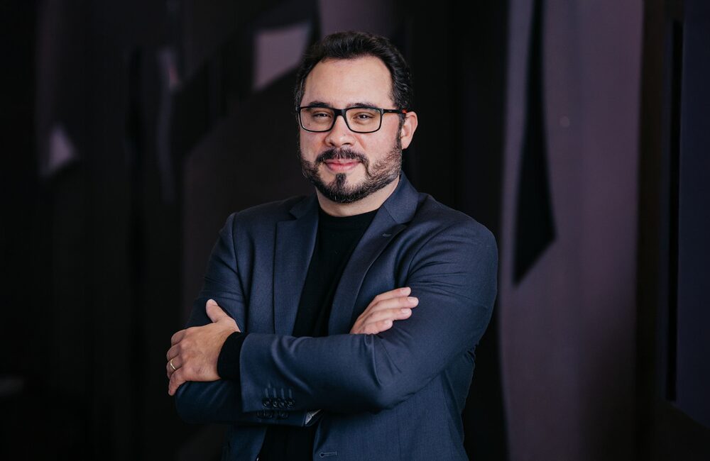 Com cinco anos de operação no mercado local, a wehandle prepara a entrada no Chile ainda este ano. A expectativa de Rodrigo Faustini é de que a startup avance para países como Peru, Colômbia e México nos próximos anos Com cinco anos de operação no mercado local, a wehandle prepara a entrada no Chile ainda este ano. A expectativa de Rodrigo Faustini é de que a startup avance para países como Peru, Colômbia e México nos próximos anos