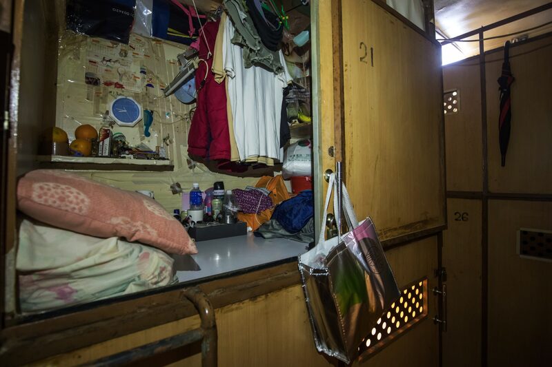 Mais de 200.000 pessoas vivem em cerca de 110.000 cubículos subdivididos em Hong Kong (Foto: Paul Yeung/Bloomberg) Mais de 200.000 pessoas vivem em cerca de 110.000 cubículos subdivididos em Hong Kong (Foto: Paul Yeung/Bloomberg)