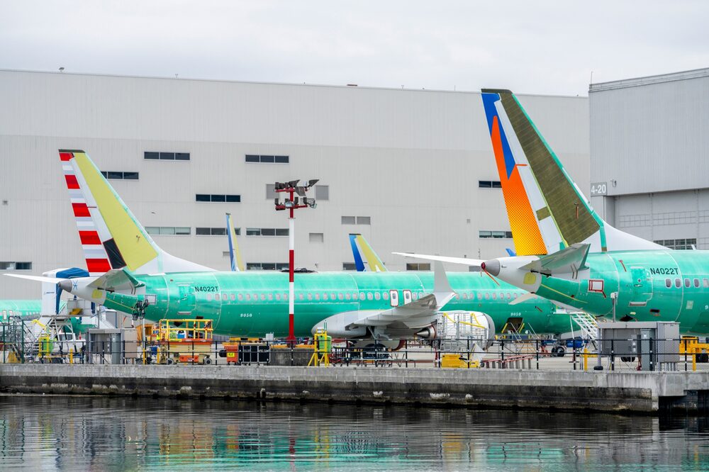 Avión Boeing 737 Max en el exterior de las instalaciones de fabricación en Renton, Washington. Avión Boeing 737 Max en el exterior de las instalaciones de fabricación en Renton, Washington.