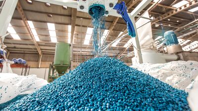 JBS recicla 6 mil toneladas de plástico em 2024  JBS recicla 6 mil toneladas de plástico em 2024