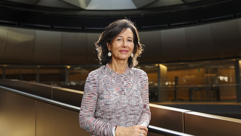 Como Ana Botín levou o Santander a avançar em banco de investimento em Wall St Como Ana Botín levou o Santander a avançar em banco de investimento em Wall St
