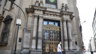 Bolsas de América Latina dejan atrás a Wall Street: rinden hasta 31% y superan al S&P 500 Bolsas de América Latina dejan atrás a Wall Street: rinden hasta 31% y superan al S&P 500