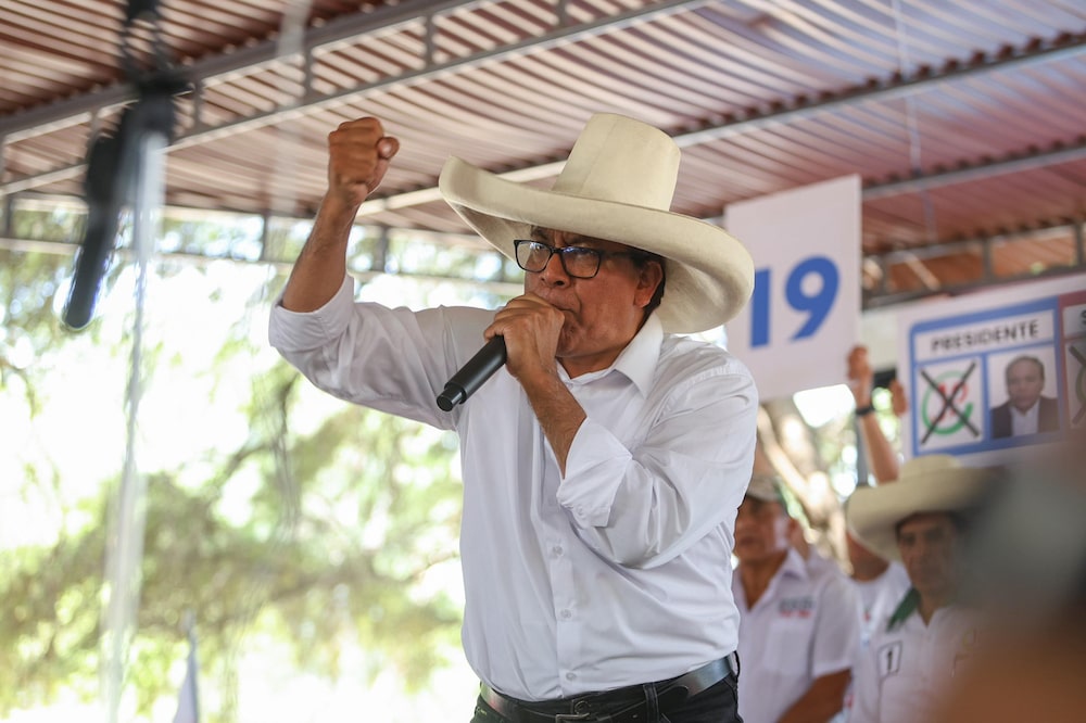 Roberto Sánchez, candidato presidencial en Perú. Roberto Sánchez, candidato presidencial en Perú.