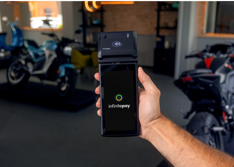 A CloudWalk triplicou o número de clientes no ano de 2024 e chegou a 3 milhões de CNPJs A CloudWalk triplicou o número de clientes no ano de 2024 e chegou a 3 milhões de CNPJs