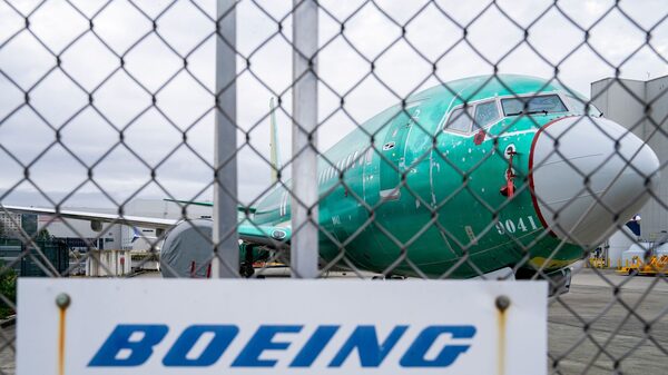 Boeing lanza venta de acciones por US$19.000 millones para evitar rebaja de calificación Boeing lanza venta de acciones por US$19.000 millones para evitar rebaja de calificación