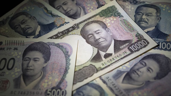El rendimiento de la deuda japonesa supera el 2% y debilita al yen ante la incertidumbre El rendimiento de la deuda japonesa supera el 2% y debilita al yen ante la incertidumbre