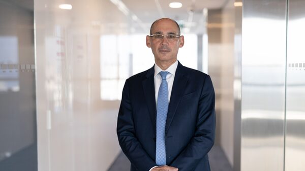 Tras ir por los jueces, funcionarios israelíes posan su atención sobre banco central Tras ir por los jueces, funcionarios israelíes posan su atención sobre banco central