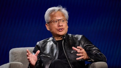 La chaqueta de Jensen Huang, CEO de Nvidia, sale a subasta: este es el precio que alcanza La chaqueta de Jensen Huang, CEO de Nvidia, sale a subasta: este es el precio que alcanza