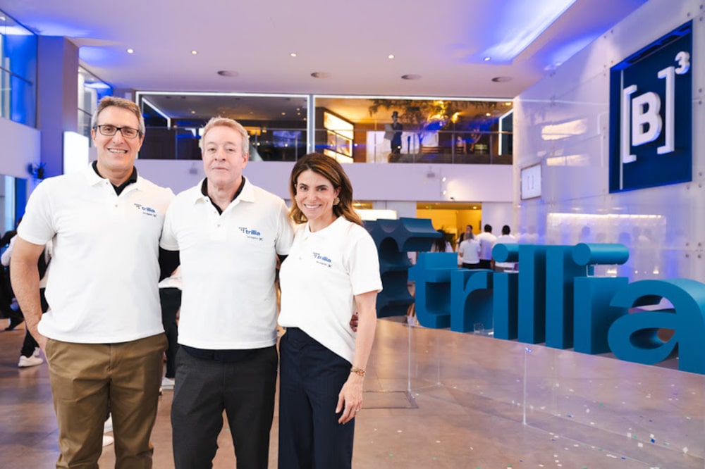 Gilson Finkelsztain, CEO da B3.
Marcos Vanderlei Belini Ferreira, vice-presidente da B3 e head da Trillia.
Ana Buchaim, vice-presidente de Marketing e Comunicação da B3 Gilson Finkelsztain, CEO da B3.
Marcos Vanderlei Belini Ferreira, vice-presidente da B3 e head da Trillia.
Ana Buchaim, vice-presidente de Marketing e Comunicação da B3