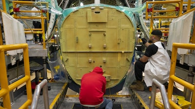 Actividad manufacturera de EE.UU. registra su mayor expansión desde 2022 Actividad manufacturera de EE.UU. registra su mayor expansión desde 2022