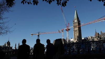 Canadá captará investigadores globales mientras restringe el número de estudiantes extranjeros Canadá captará investigadores globales mientras restringe el número de estudiantes extranjeros