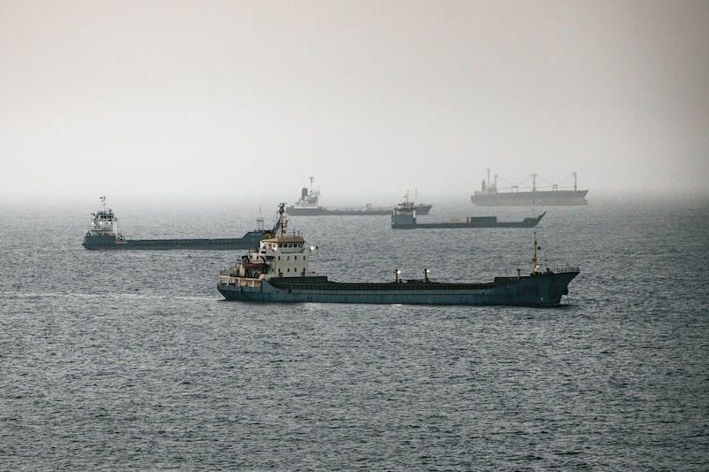 Petróleo Brent poderia subir para mais de US$ 120 por barril até o quarto trimestre caso as interrupções no Estreito de Ormuz persistam, de acordo com o Goldman Sachs Petróleo Brent poderia subir para mais de US$ 120 por barril até o quarto trimestre caso as interrupções no Estreito de Ormuz persistam, de acordo com o Goldman Sachs