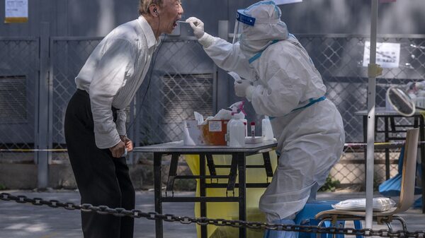 China podría sufrir 1,6 millones de muertes si abandona política cero Covid-19 China podría sufrir 1,6 millones de muertes si abandona política cero Covid-19