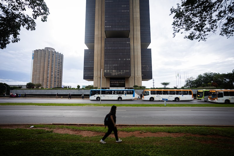 Planos dos candidatos para lidar com o aumento da dívida pública e dos gastos são fundamentais para as perspectivas fiscais do Brasil (Foto: Arthur Menescal/Bloomberg) Planos dos candidatos para lidar com o aumento da dívida pública e dos gastos são fundamentais para as perspectivas fiscais do Brasil (Foto: Arthur Menescal/Bloomberg)