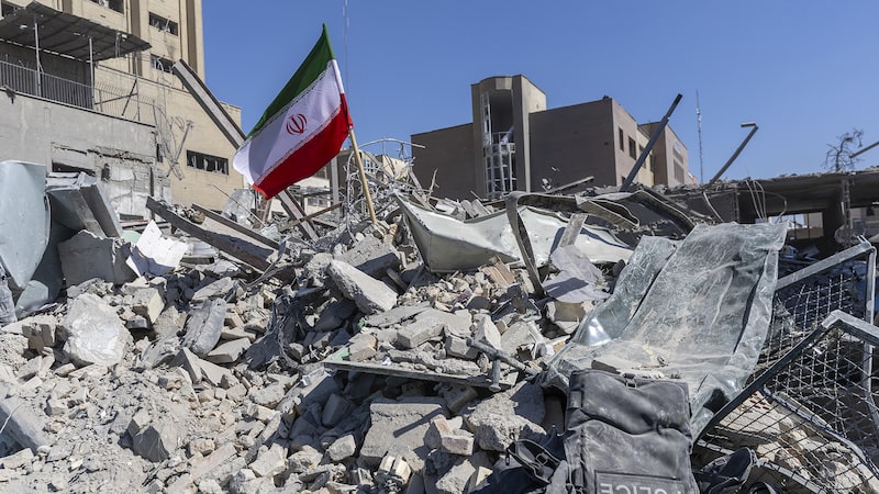 Ibovespa inicia abril em alta com expectativa de cessar-fogo no Oriente Médio Ibovespa inicia abril em alta com expectativa de cessar-fogo no Oriente Médio