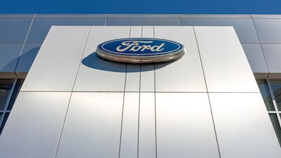 Acciones de Ford suben un 13% ante la posibilidad de un negocio de almacenamiento de energía Acciones de Ford suben un 13% ante la posibilidad de un negocio de almacenamiento de energía