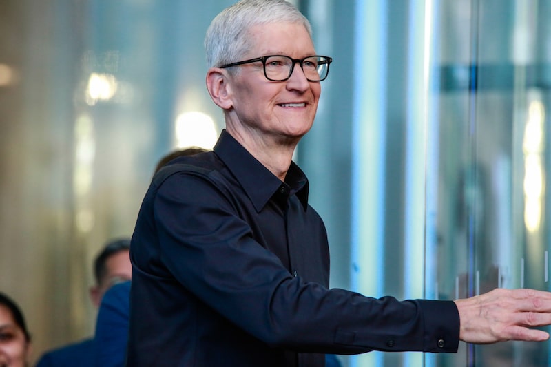 El CEO de Apple, Tim Cook, dijo que planea seguir presionando a los legisladores sobre el tema de la inmigración. Fotógrafo: Kena Betancur/Bloomberg El CEO de Apple, Tim Cook, dijo que planea seguir presionando a los legisladores sobre el tema de la inmigración. Fotógrafo: Kena Betancur/Bloomberg