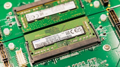 Samsung no alcanza las previsiones en su división de chips pese al auge de la inversión en IA Samsung no alcanza las previsiones en su división de chips pese al auge de la inversión en IA