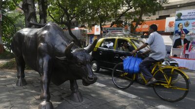 Rali dos mercados emergentes enfrenta riscos com o impacto das tarifas de Trump Rali dos mercados emergentes enfrenta riscos com o impacto das tarifas de Trump