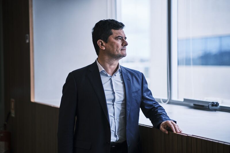 O ex-juiz tem expandido sua retórica anticorrupção para outras questões: inflação, pobreza e o papel do Estado em um país extremamente desigual, com grandes necessidades sociais O ex-juiz tem expandido sua retórica anticorrupção para outras questões: inflação, pobreza e o papel do Estado em um país extremamente desigual, com grandes necessidades sociais