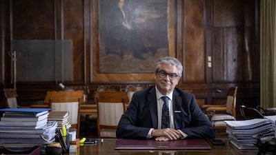 Dólar en Chile tiene un leve repunte tras renuncia de Mario Marcel como ministro de Hacienda Dólar en Chile tiene un leve repunte tras renuncia de Mario Marcel como ministro de Hacienda