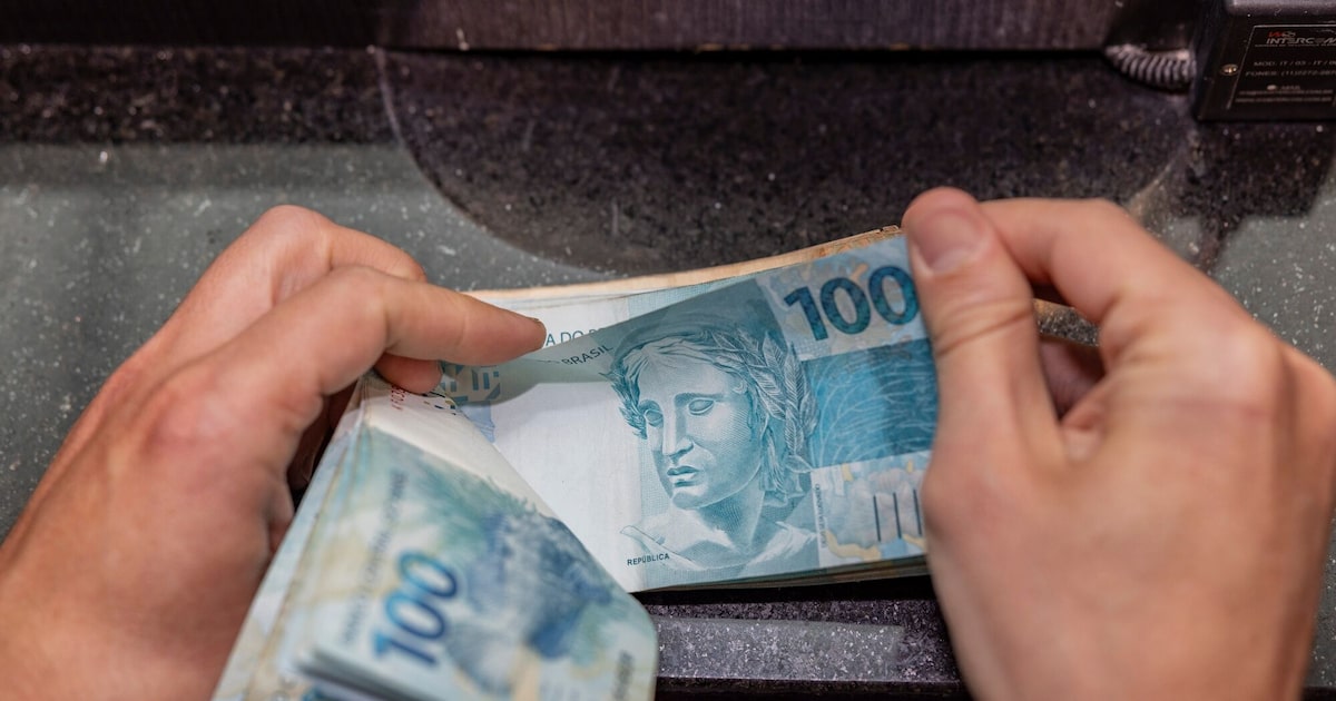 Bolsa brasileña sube tras victoria de Bolsonaro en primera vuelta