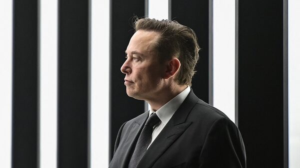 Musk habría discutido con Twitter bajar monto de su oferta de adquisición Musk habría discutido con Twitter bajar monto de su oferta de adquisición