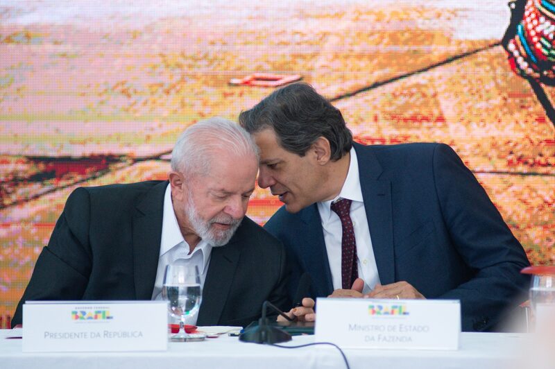 O presidente Luiz Inácio Lula da Silva e o ministro da Fazenda, Fernando Haddad, tentam reforçar a confiança do setor privado na economia O presidente Luiz Inácio Lula da Silva e o ministro da Fazenda, Fernando Haddad, tentam reforçar a confiança do setor privado na economia
